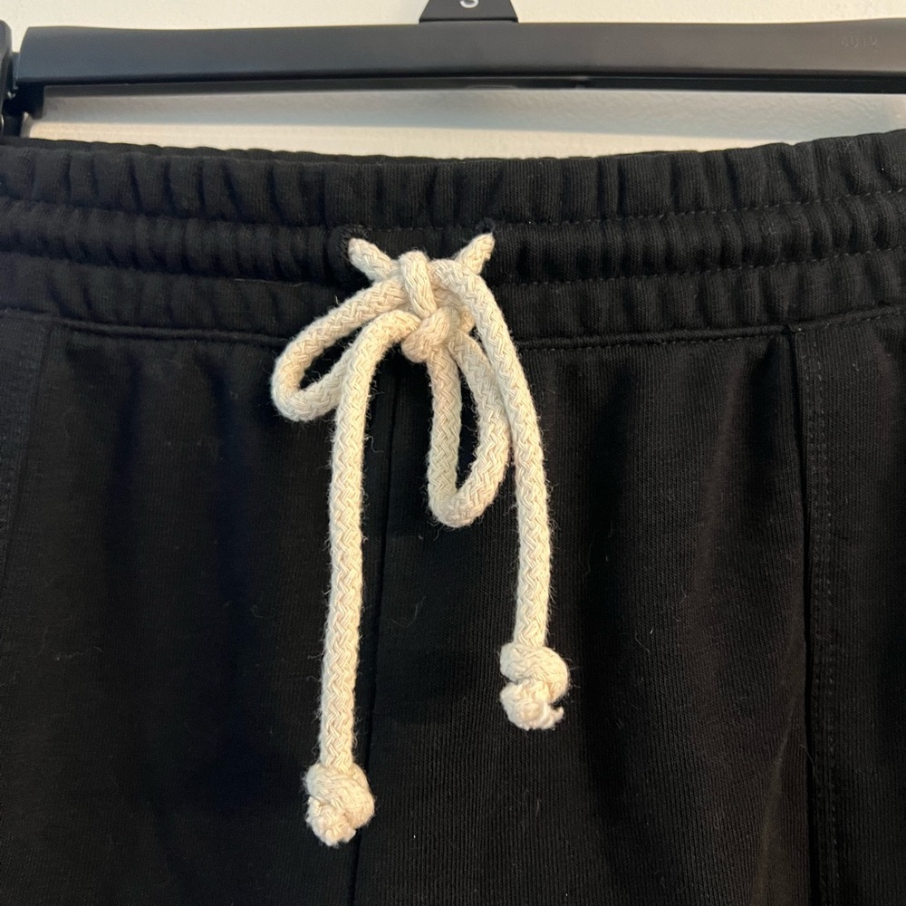 Sonoma Black Shorts - Picture 2 of 5